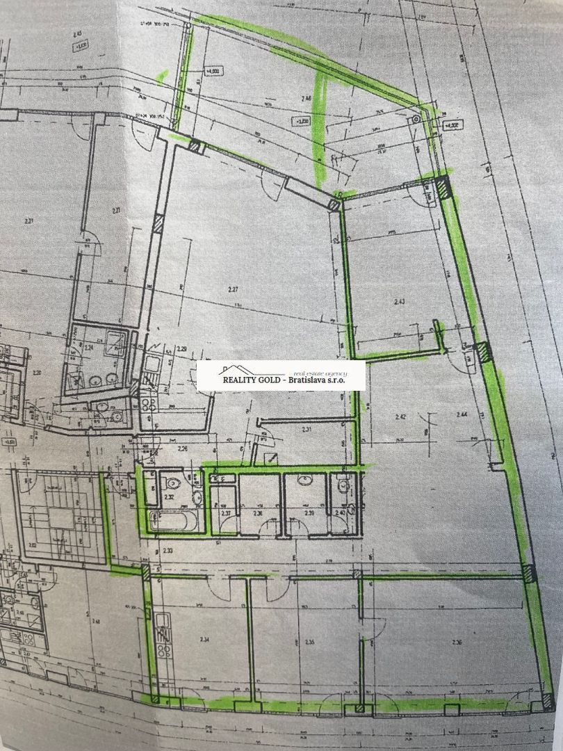Ponúkame na predaj dvojgeneračný 6 izb. byt s terasou 11,5 - 6