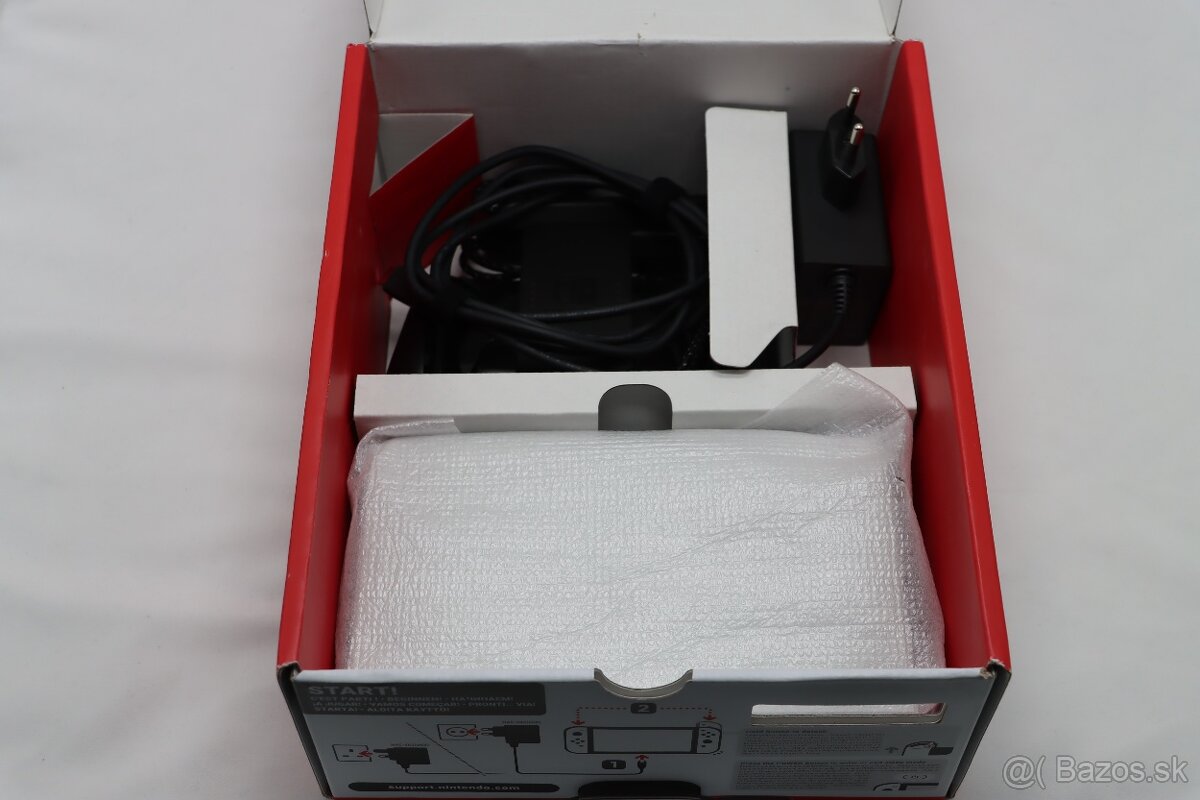 Nintendo Switch OLED biela (CIB) - 6