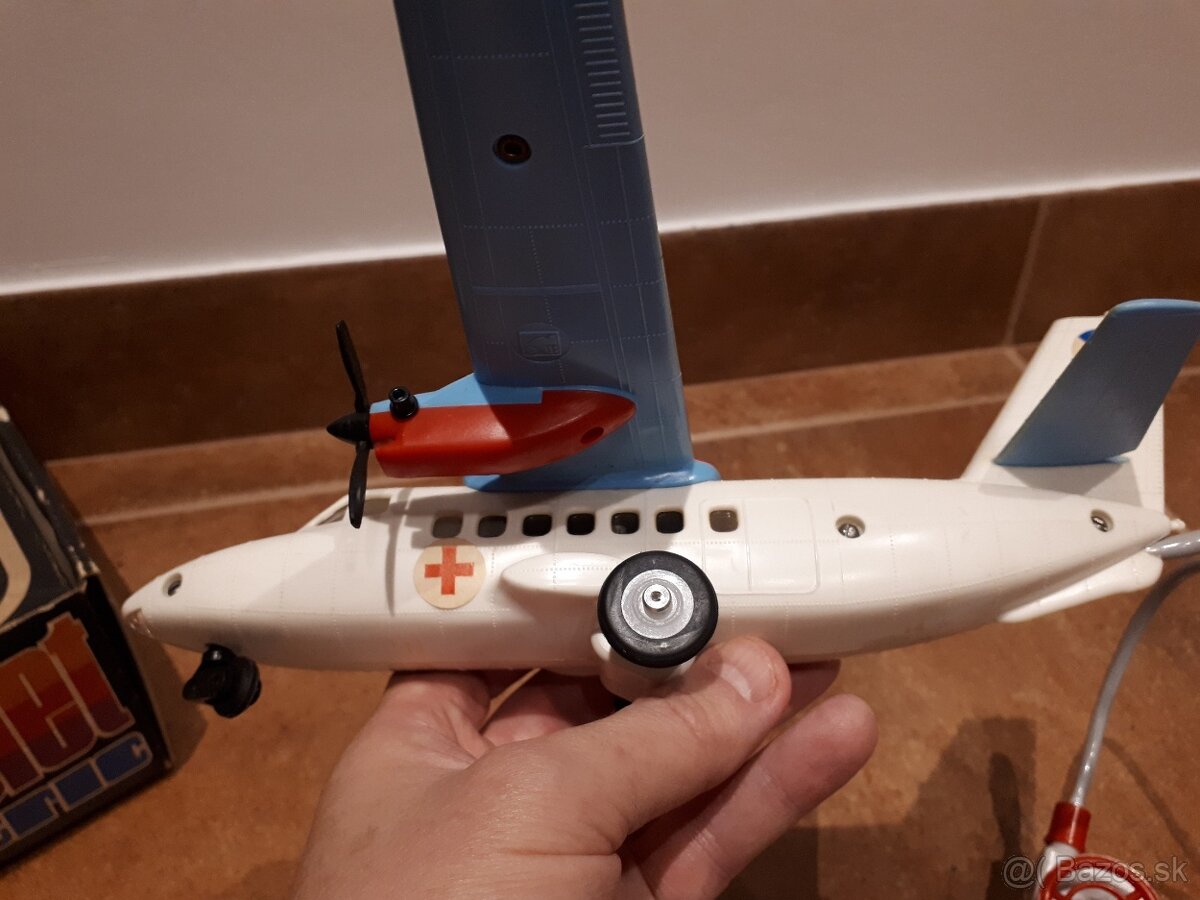 Stara hracka: Lietadlo TURBOLET - 6
