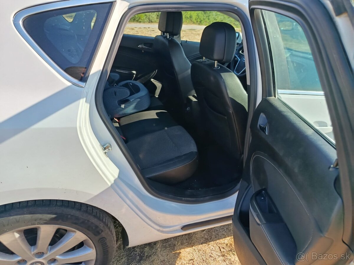 Opel Astra 1,7Cdti 2012 - 6