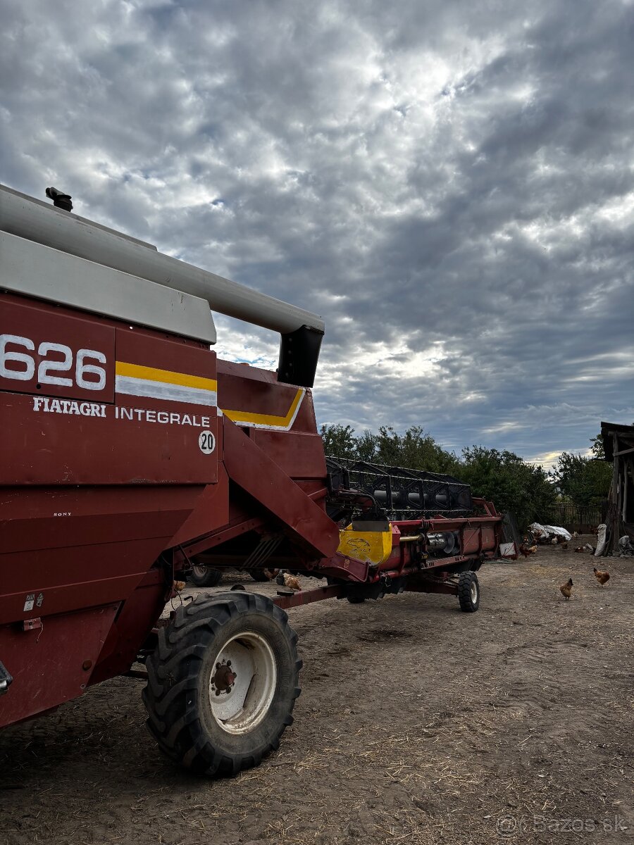 New Holland L626 - 6