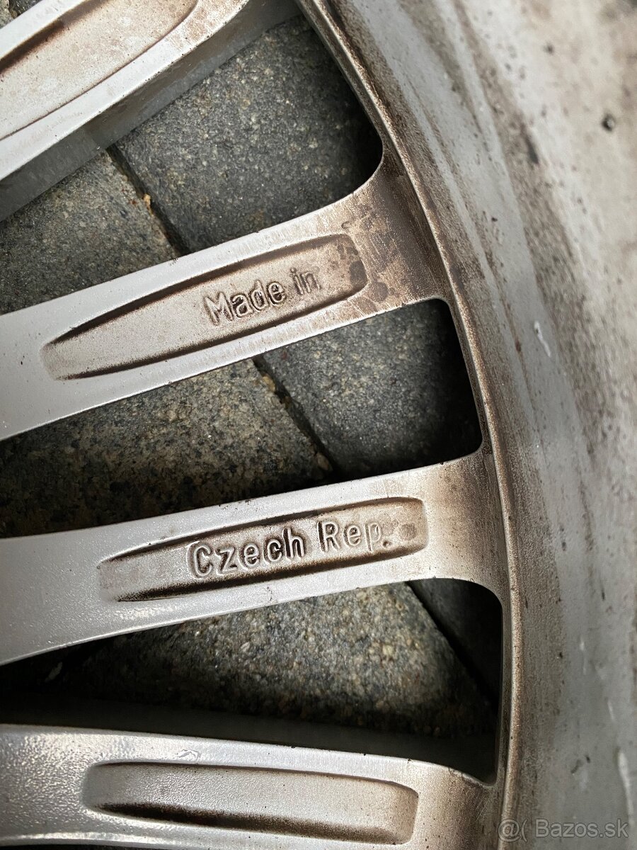 5x112 r18 škoda - 6