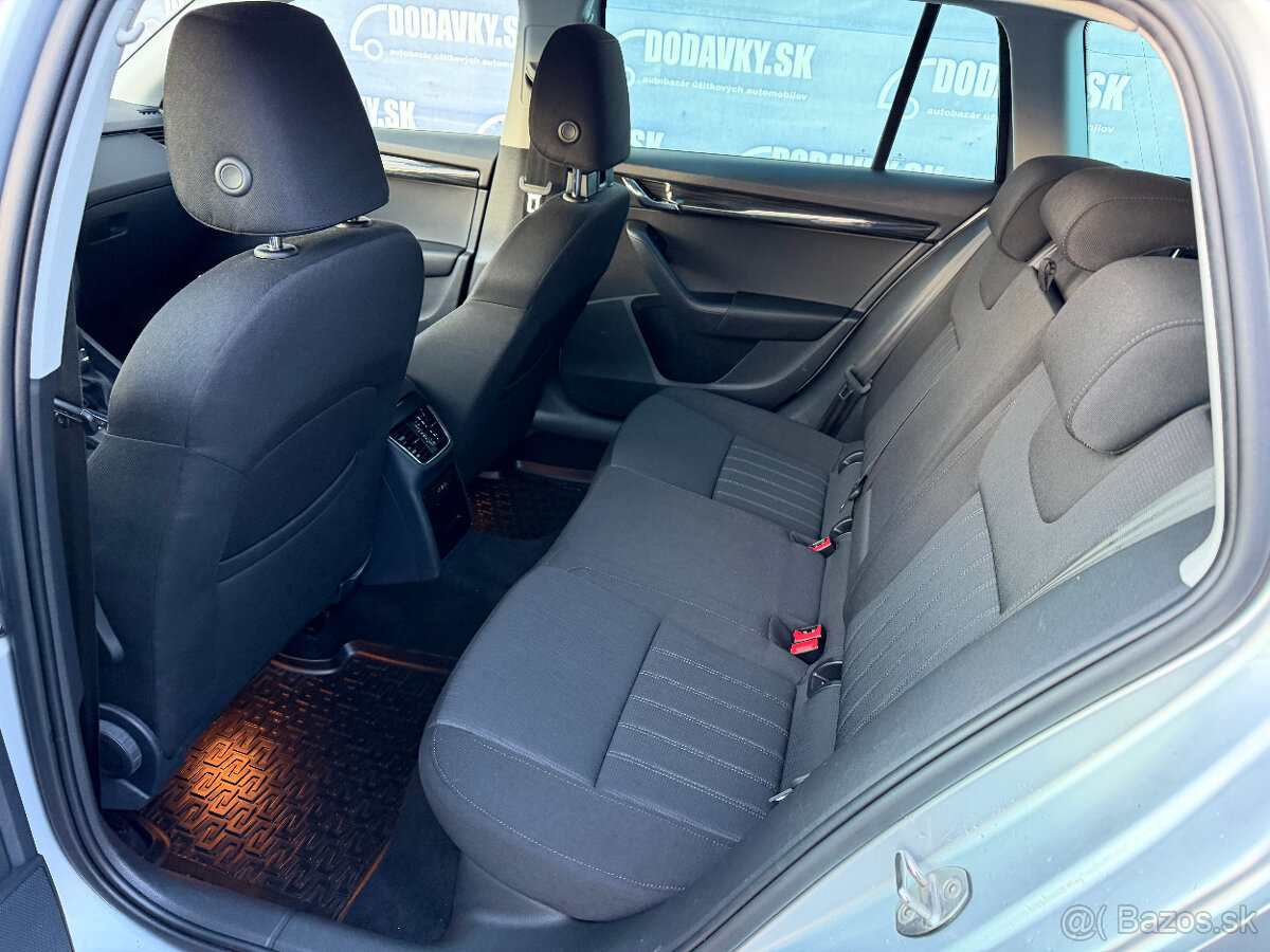 Škoda Octavia Combi 2.0 TDI 184k Style DSG 4x4 - 6