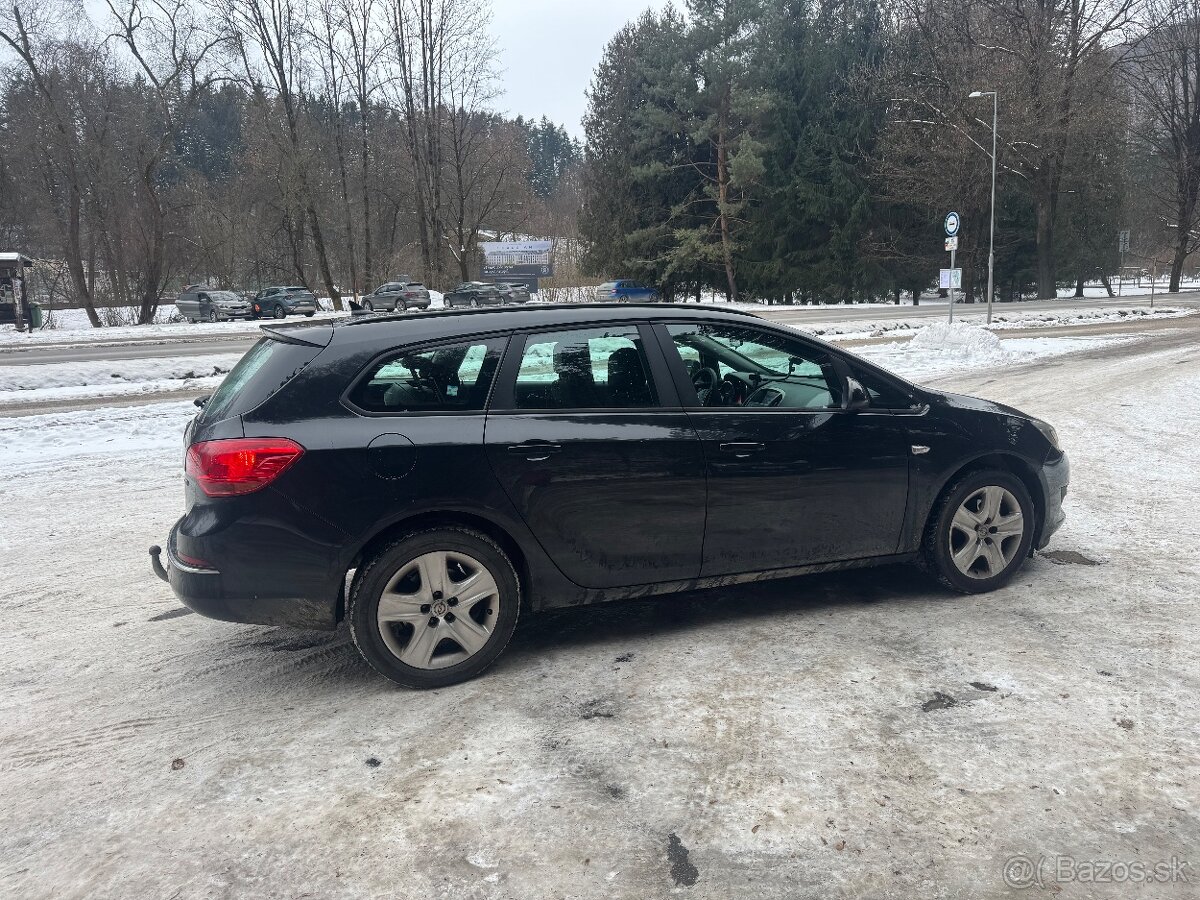 Opel Astra J 1.7 diesel 2013 - 6