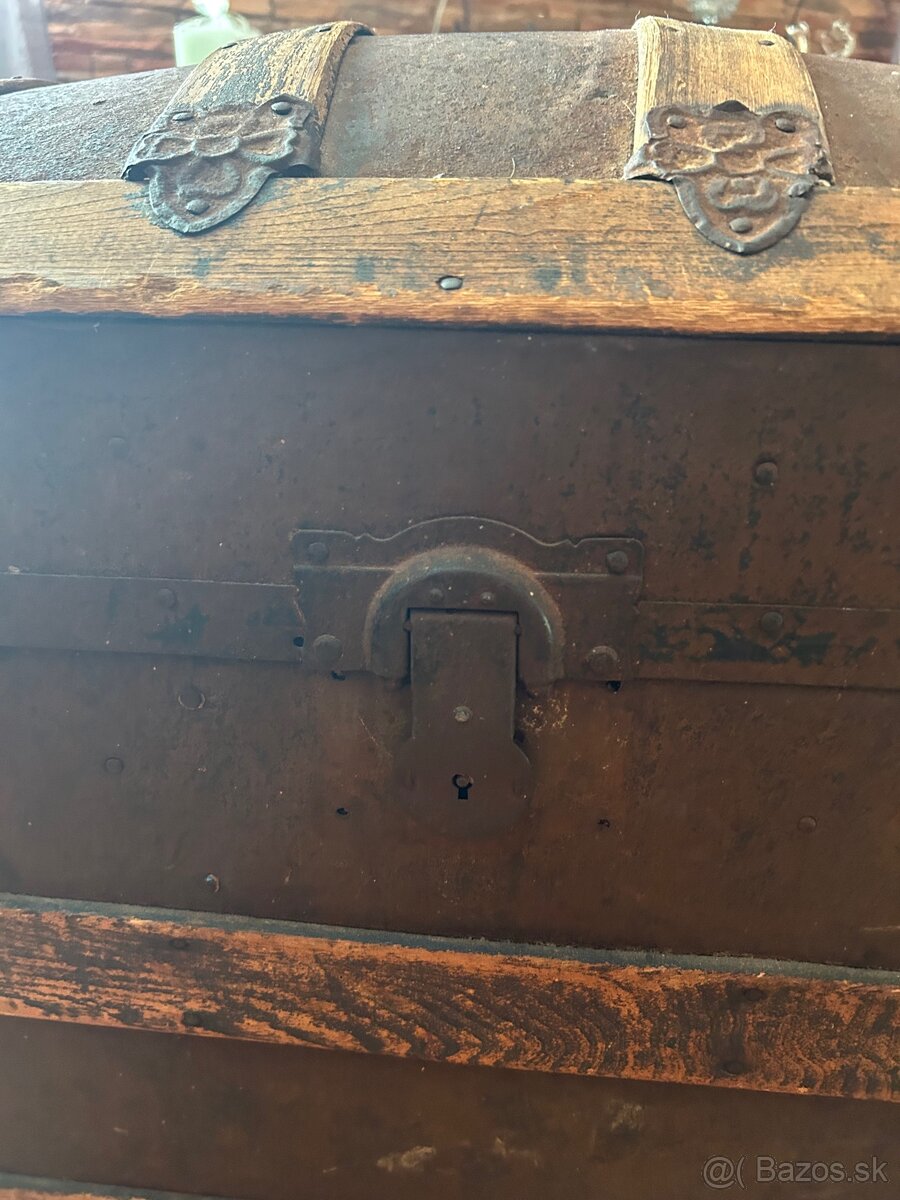 Starožitný lodný kufor - 6