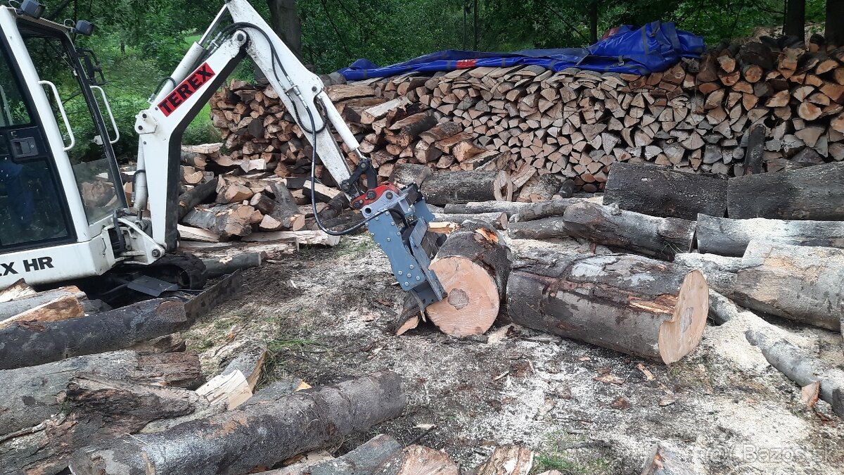 Hydraulická kalačka dřeva na bagr/ vyvážečku - 6