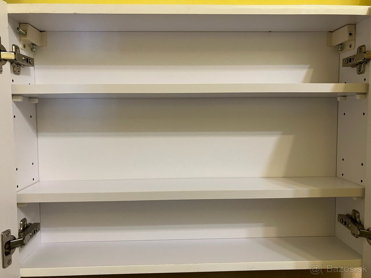 Zrkadlová skrinka do kúpeľne - 6