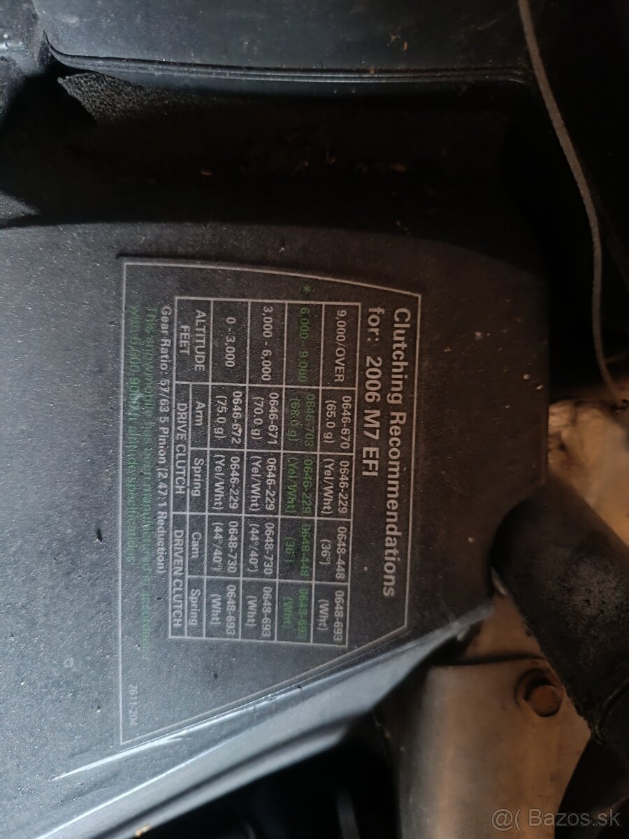 Snežný skúter ArticCat M7 - 6