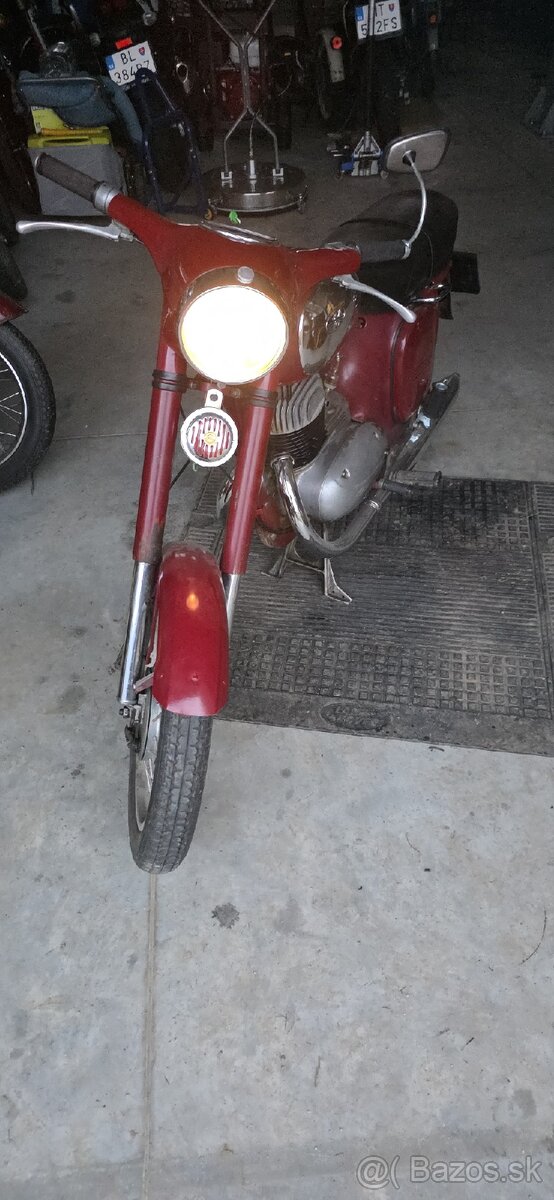 Jawa 250 559 - 6