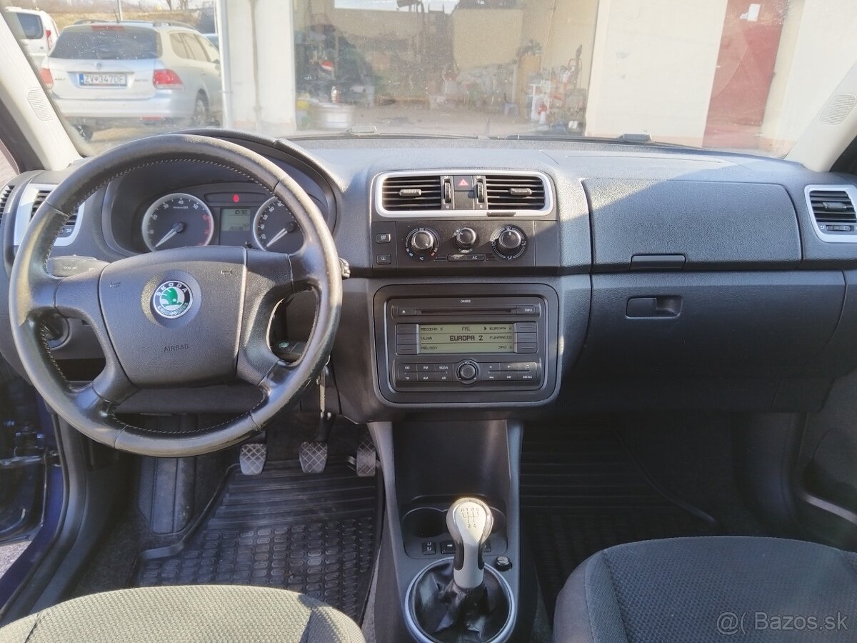 Predam skoda fabia 1.6 - 6