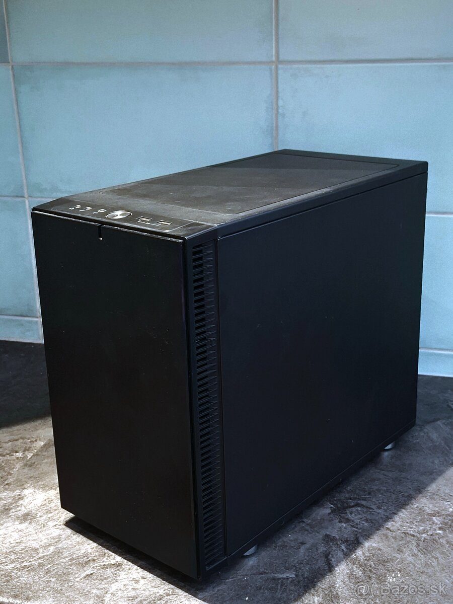 Pc ryzen 5 5600, Rx 6650xt - 6