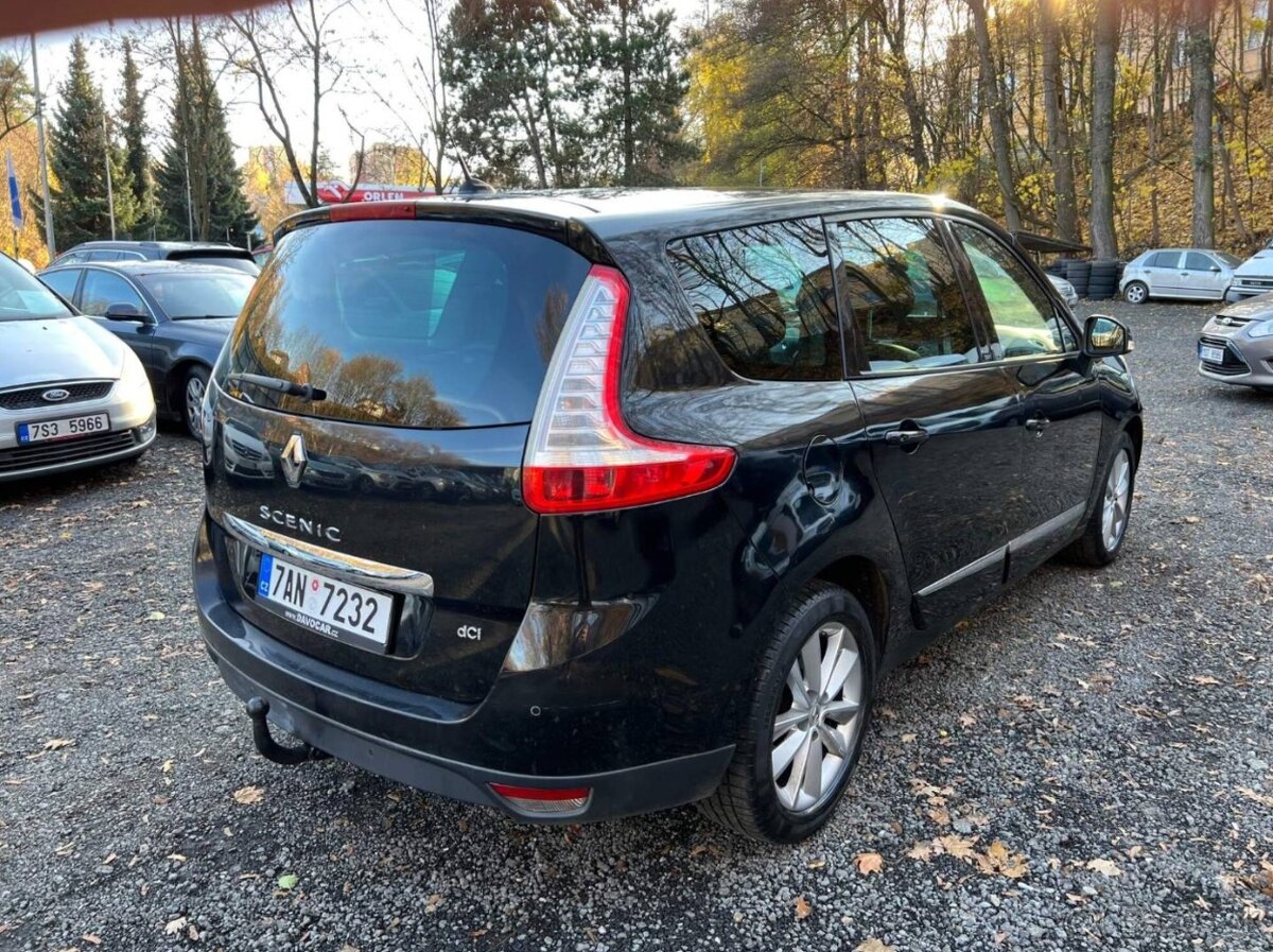 Renault Scenic 2.0 dCi 110 kW 7 míst INITIALE klima 2012 STK - 6