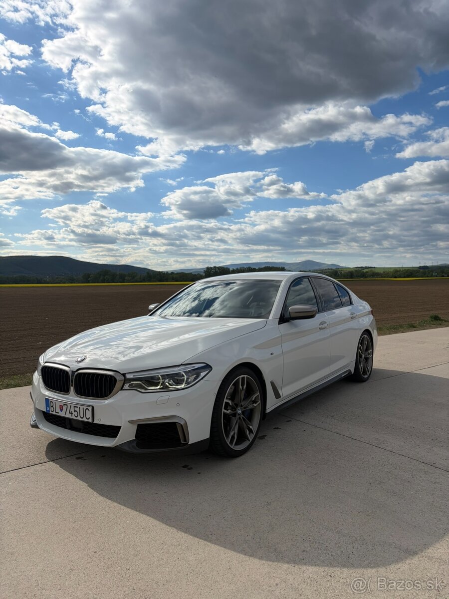 BMW M550i xDrive - 6