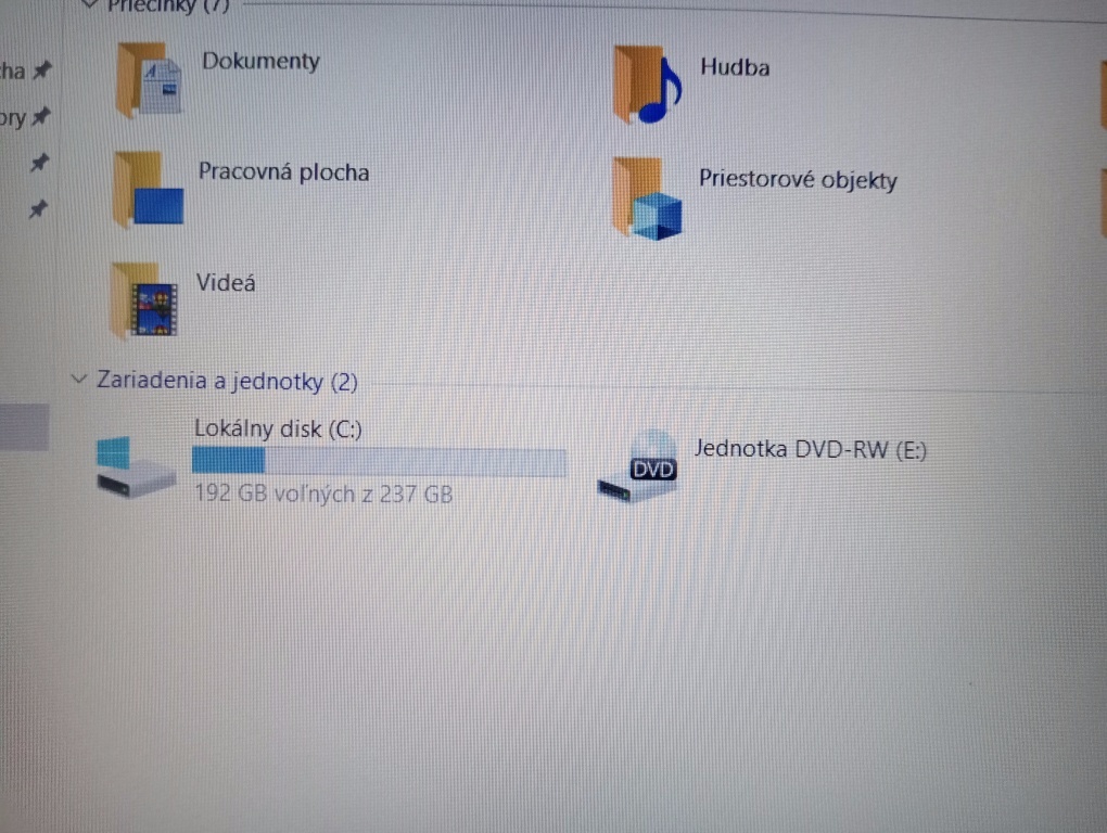 predám Hp probook 650 g2 /Intel core i5 /16gb ram /ssd - 6