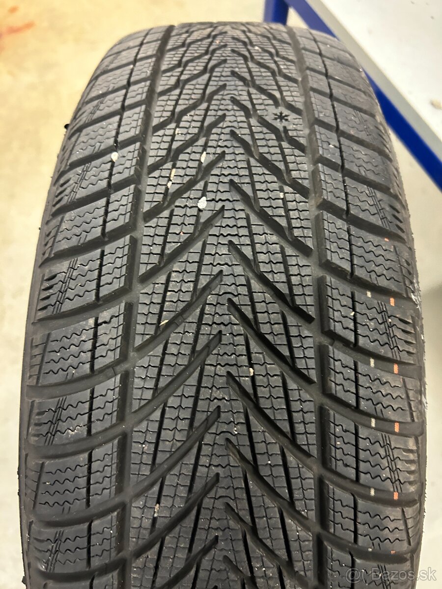 Goodyear Ultragrip Performance 3 215/60 R16 99H TOP stav - 6