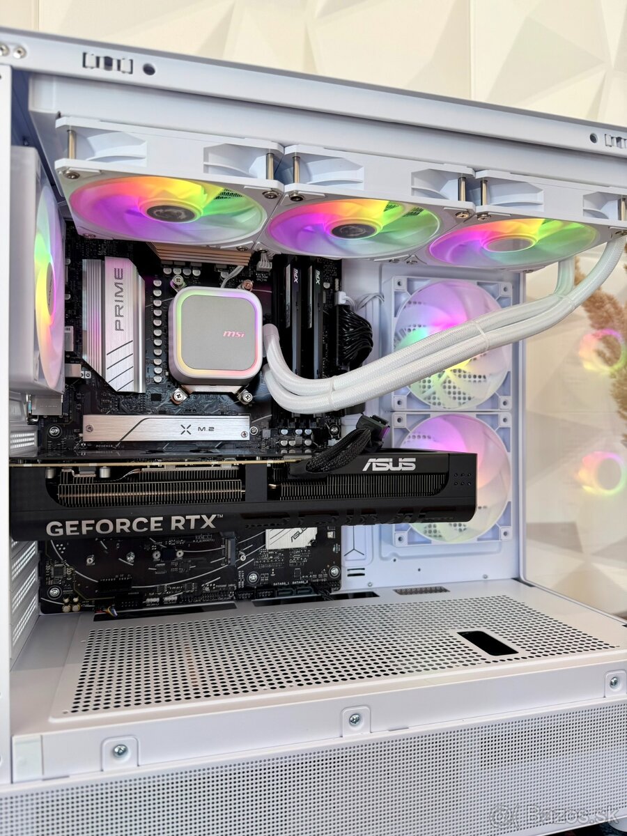 Ryzen 7 7800x3D, RTX 5070 12GB, 32GB RAM, 1TB SSD, 750W - 6