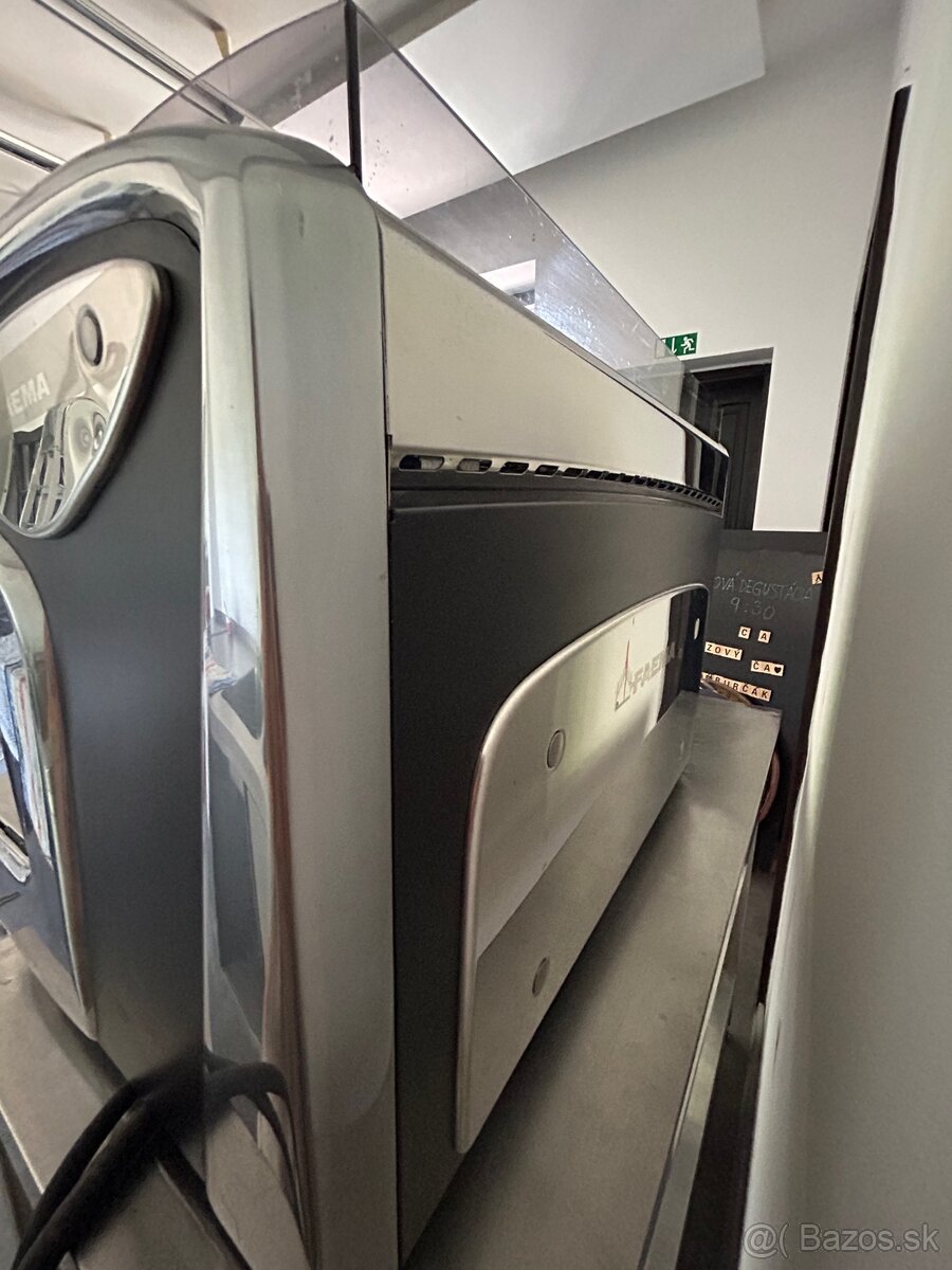 Faema Emblema – profesionálny kávovar (2012, v dobrom stave) - 6