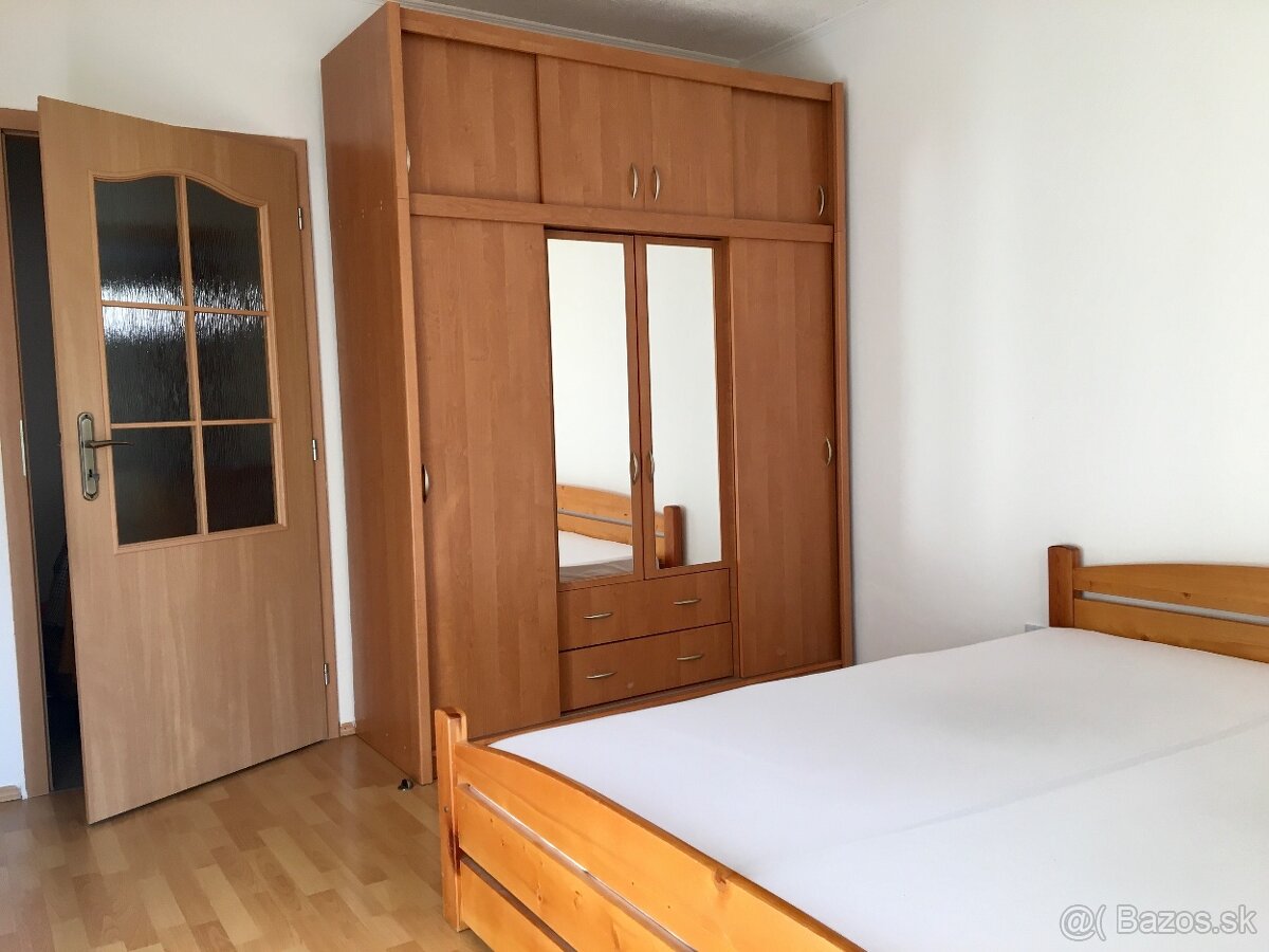 2-izbovy byt centrum - 6