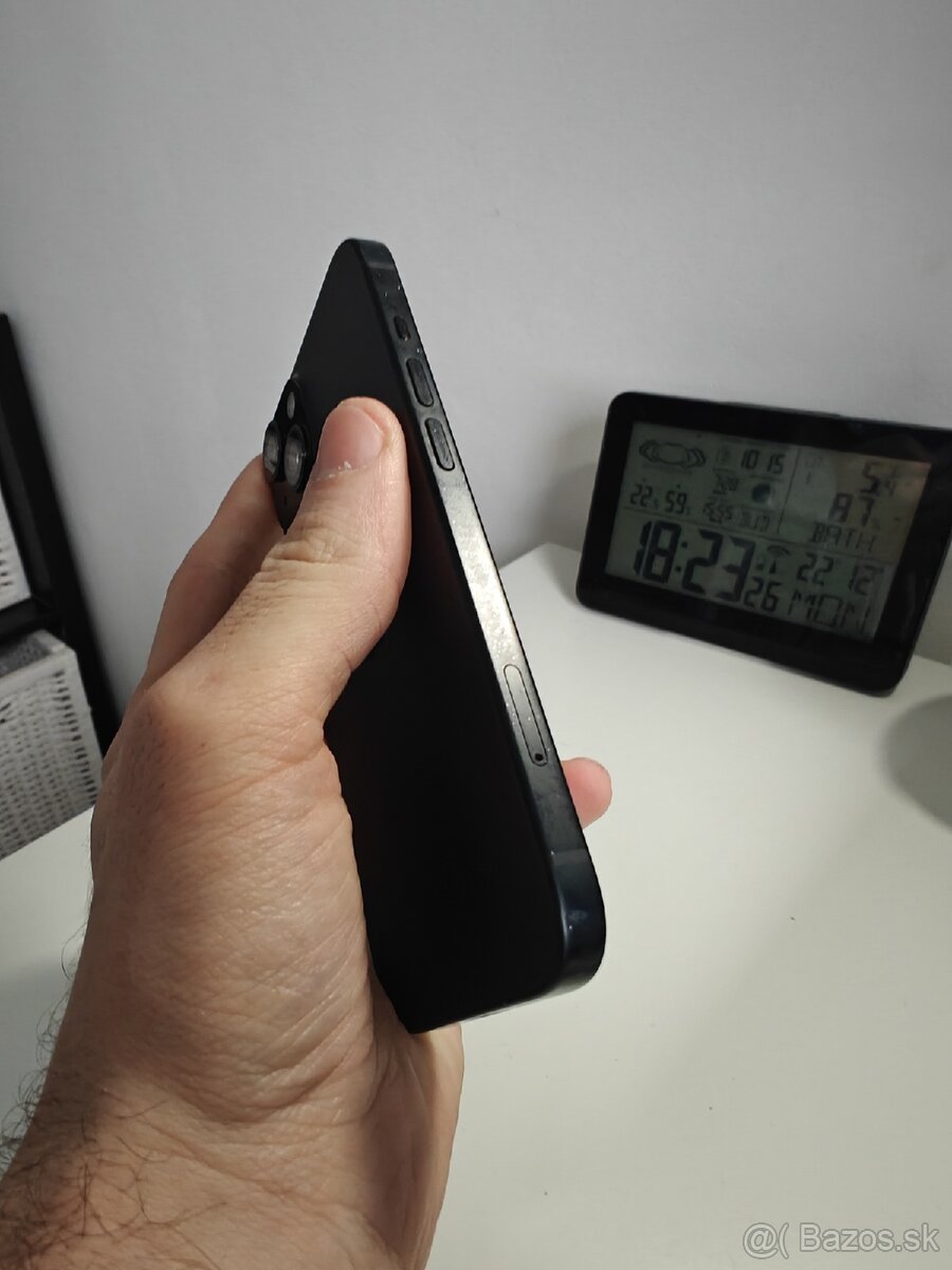 Apple iPhone 15 128GB - 6