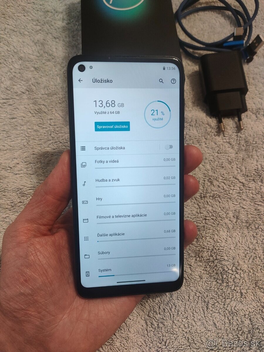 Motorola Moto G8 64GB - 6