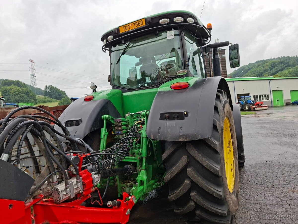 JOHN DEERE 7270R 4X4 - 6