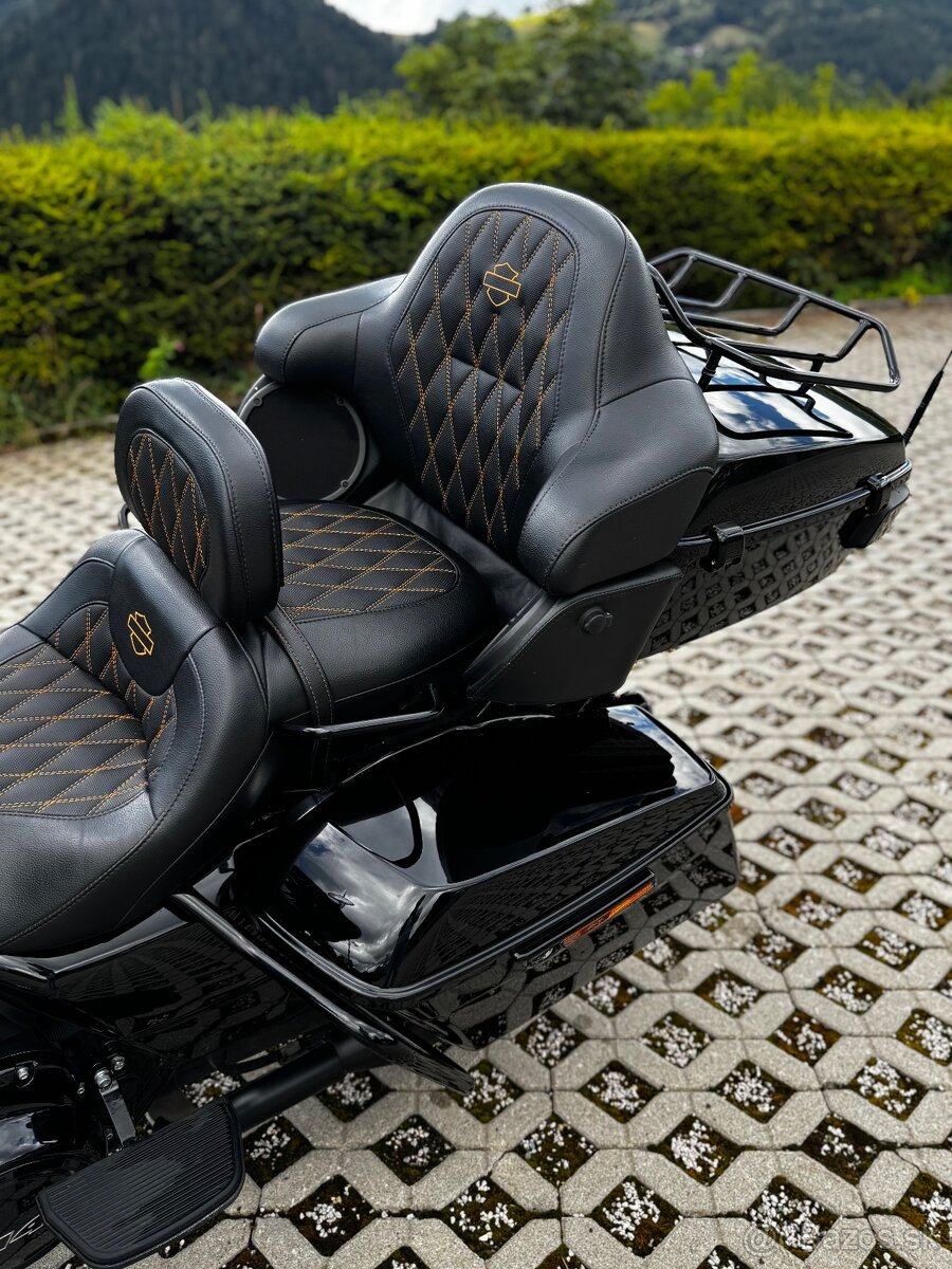 Harley Davidson/ Electra Glide Ultra Limited 114 FLHTK - 6