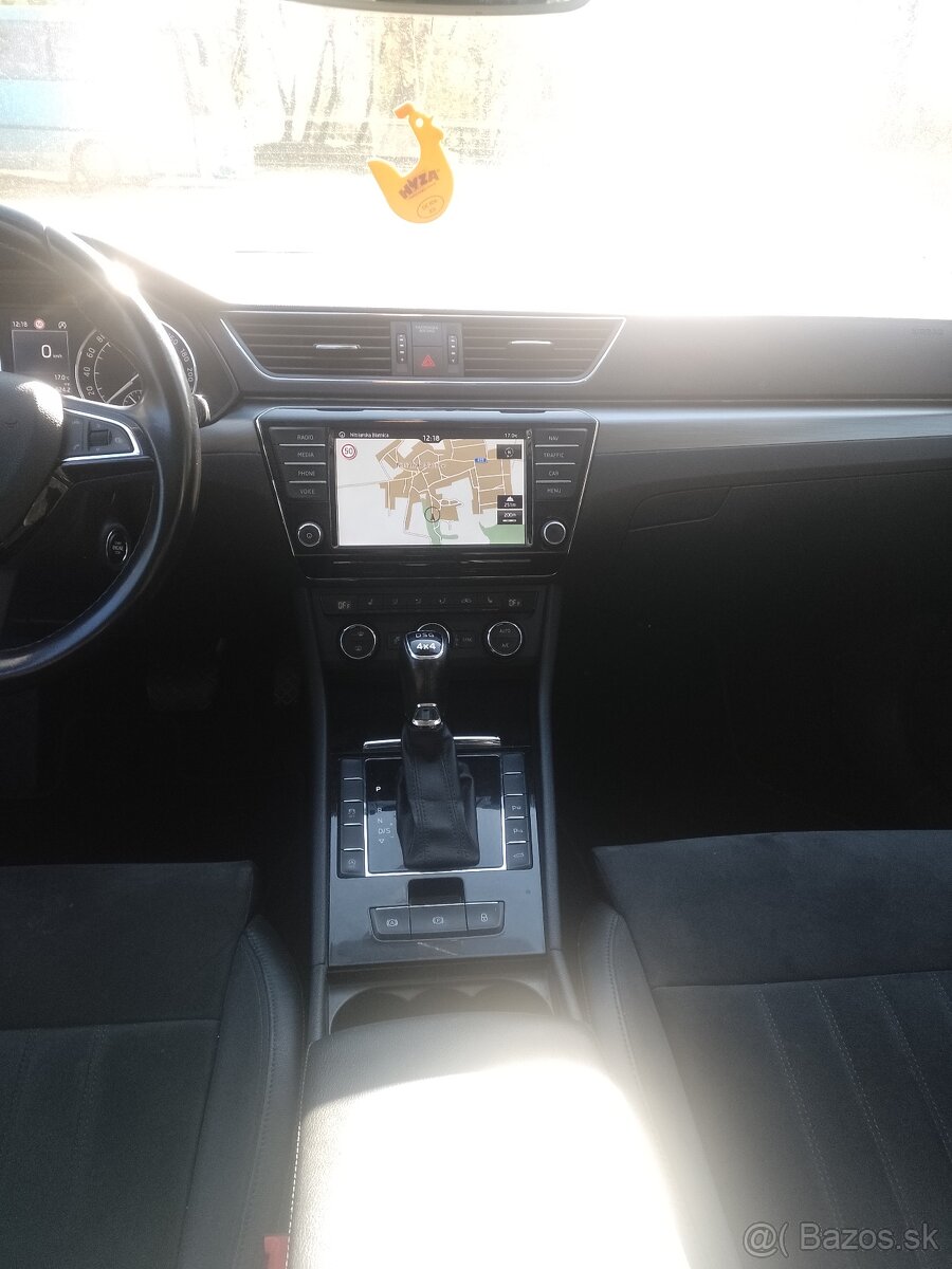 Predám 4x4 Škoda Superb 3 combi ročník 2016 DSG - 6