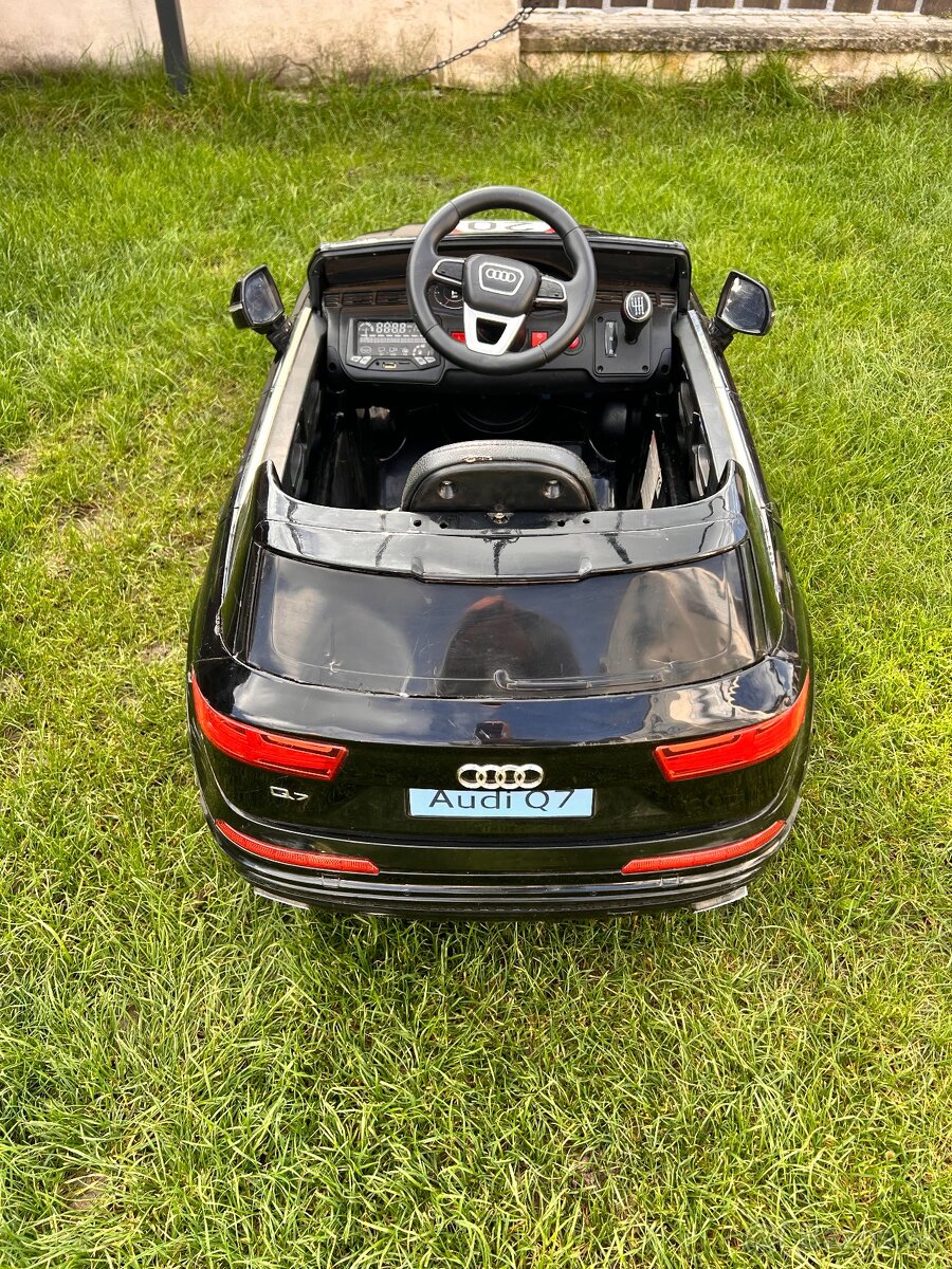 Elektrické autíčko Audi - 6