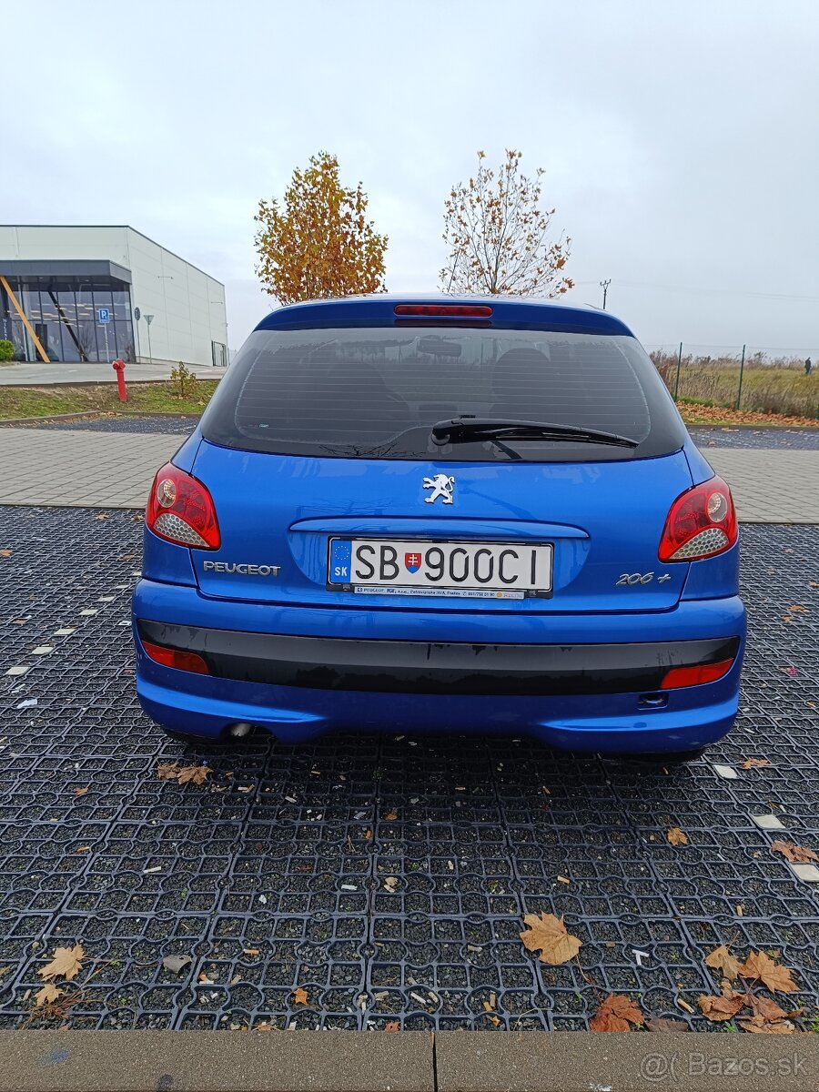 Peugeot 206+ 1.4 benzín - 6