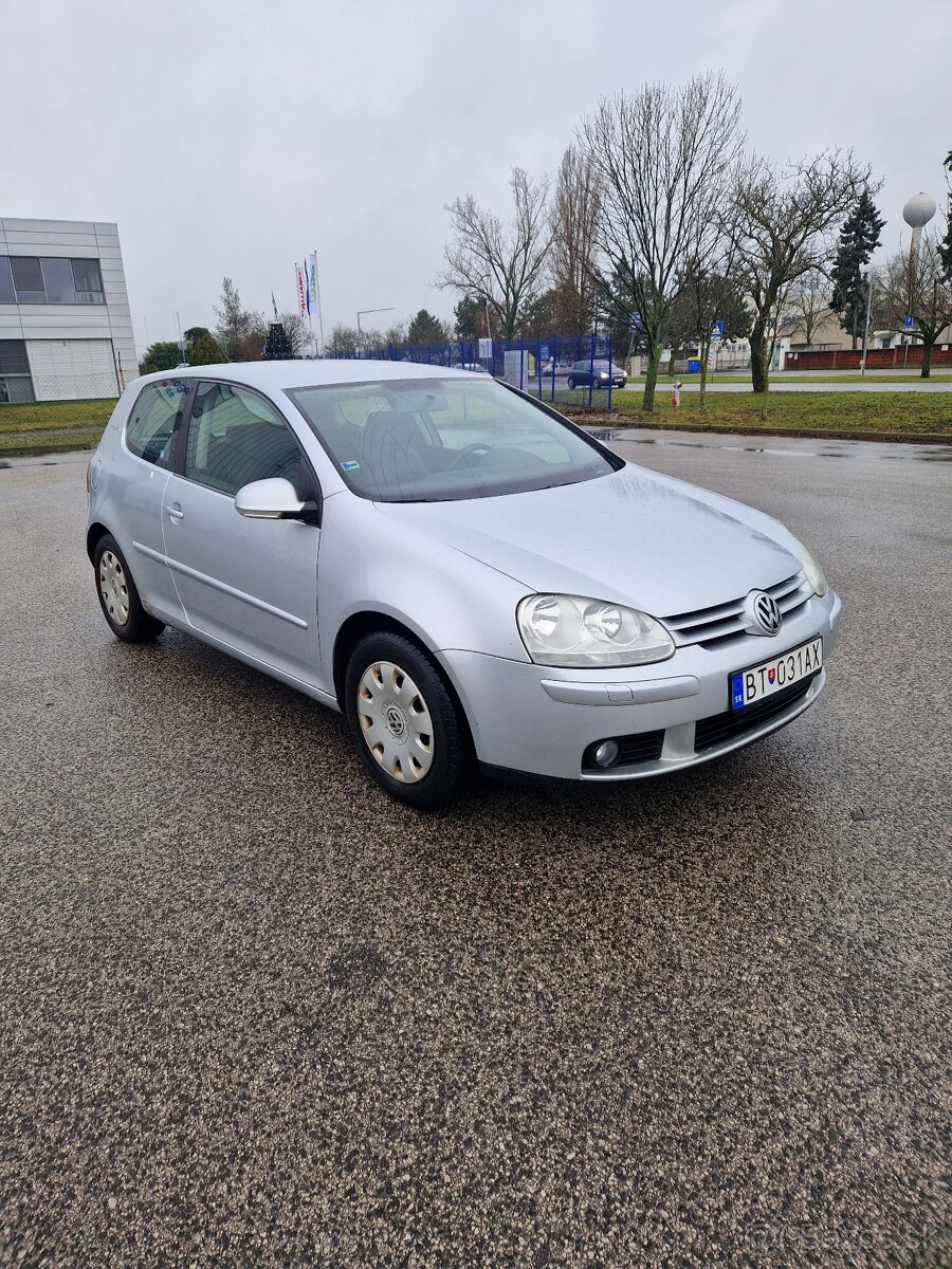 Volkswagen Golf 5 - 6