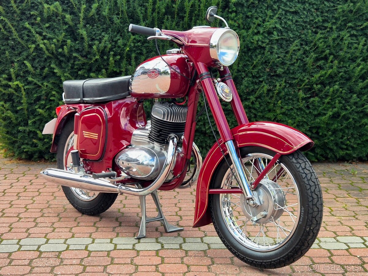 JAWA 250 - 6