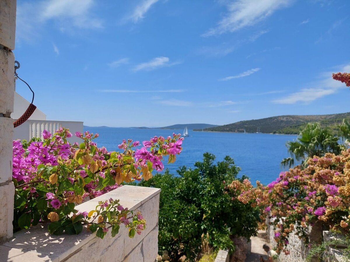 Trogir, Seget Vranjica – Vila s 3 apartmánmi - 6