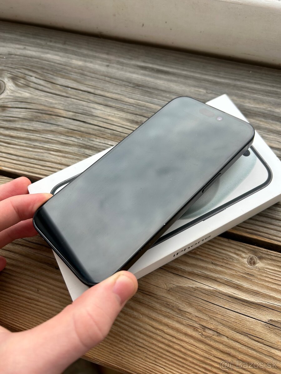 iPhone 15 128 GB - 6