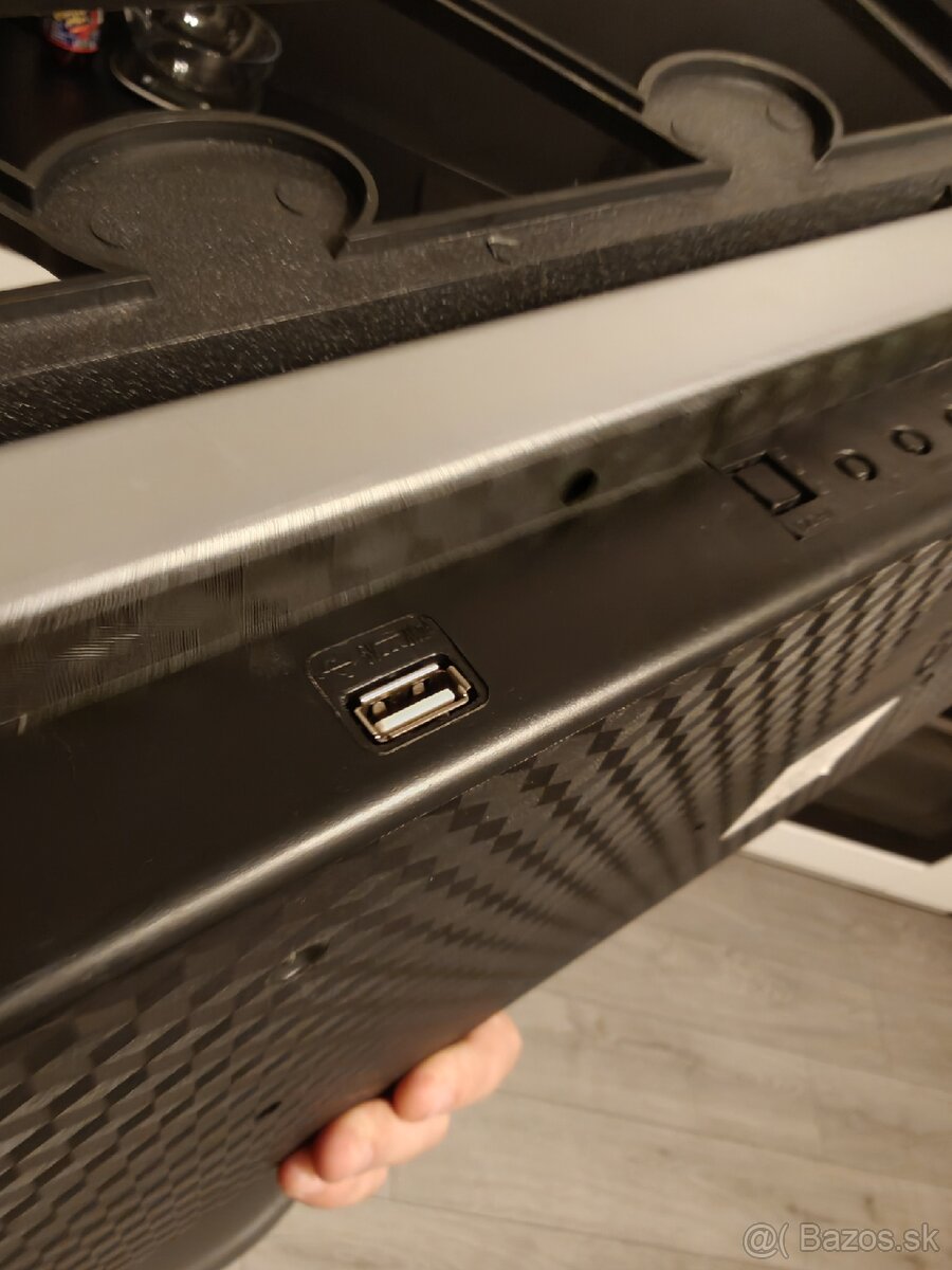 Elektrický keyboard nepoužívaný - 6