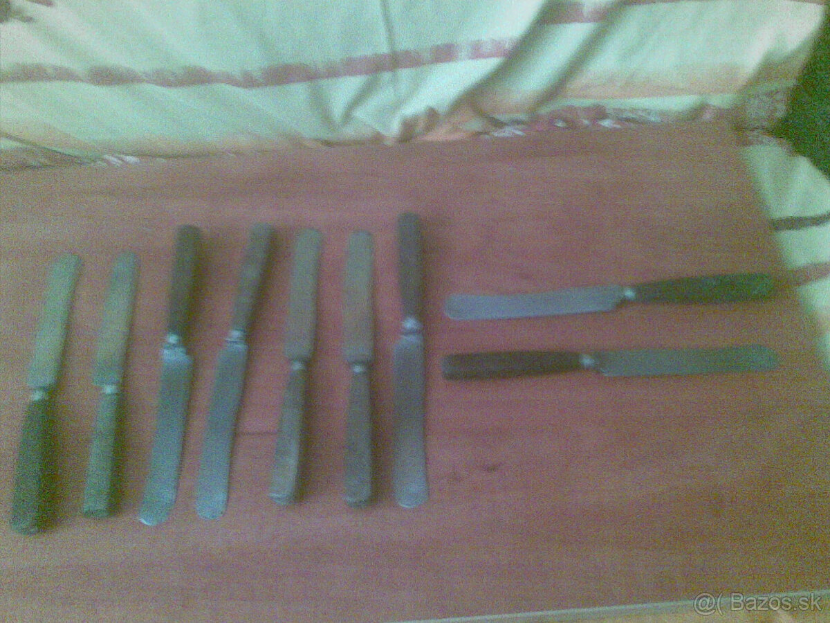 Predám tieto staré vidličky a+ nože v Bratislave a okolí - 6