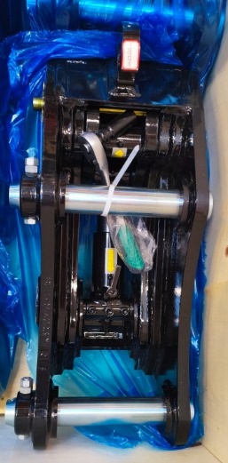 Rychloupinak pre stroje JCB 3CX,4CX - 6