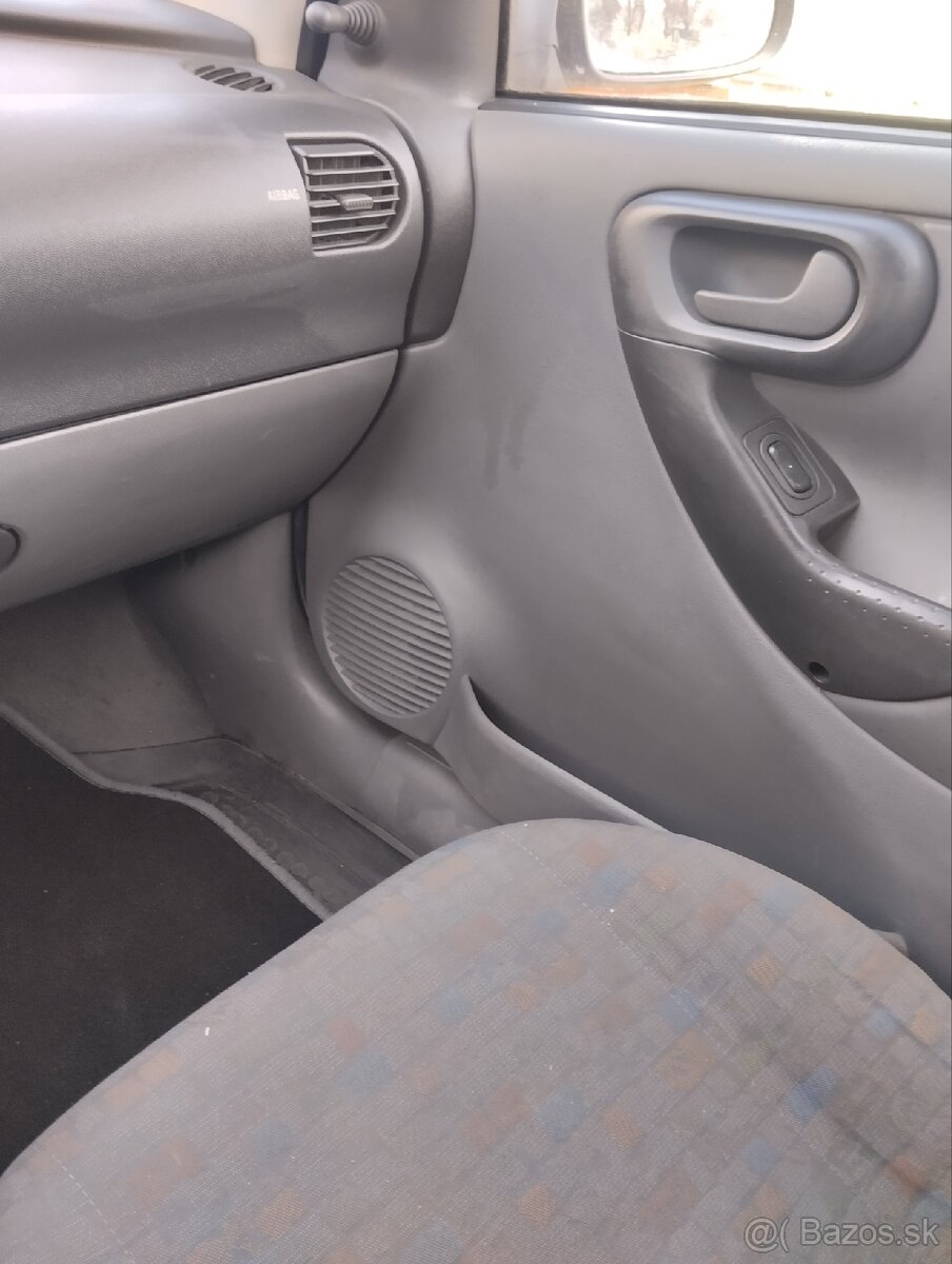 Opel Corsa c - 6