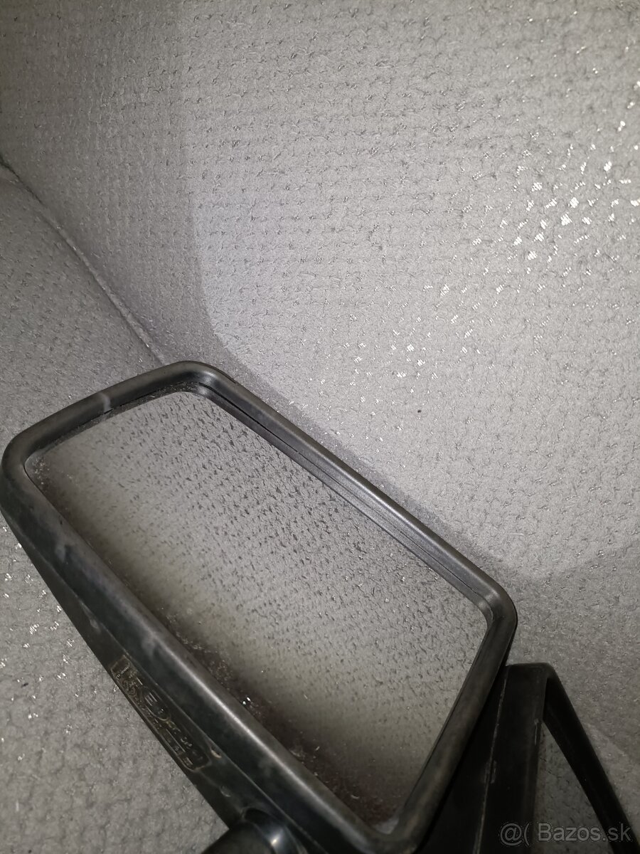 Staré spätné zrkadlá škoda 105,120 - 6