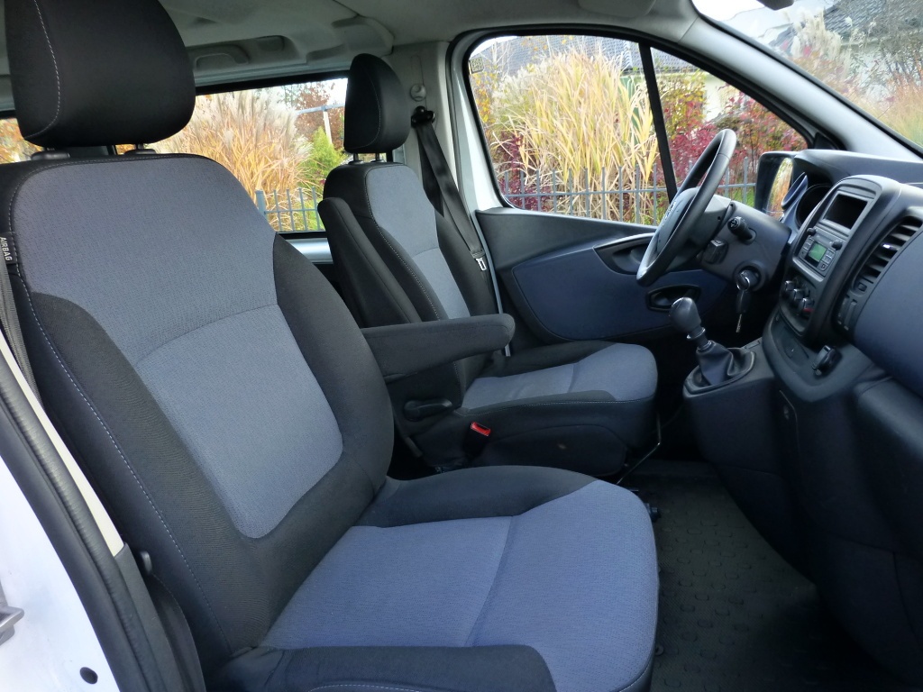 Opel Vivaro 1.6 CDTi, 8 míst, R. 2019, najeto 115000km - 6
