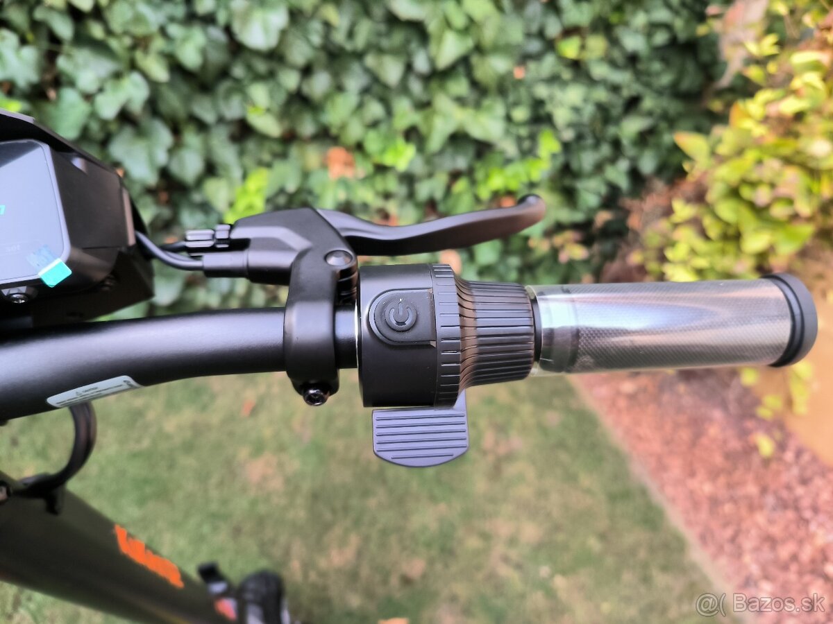 Kukirin G2 800 W 15 Ah 2025 - ZARUKA - 0 Kilometrov - 6