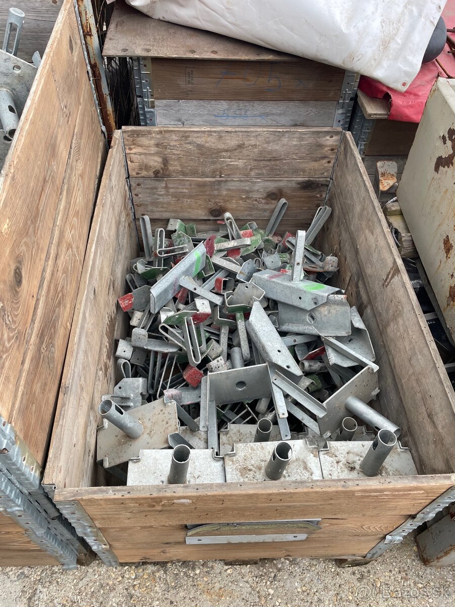 Predám stavebné stojky a hlavice - 6