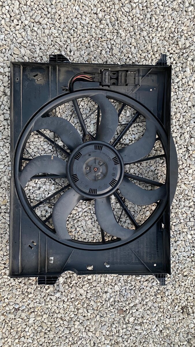 Ventilátor chladiča Mercedes W211/W219 - 6