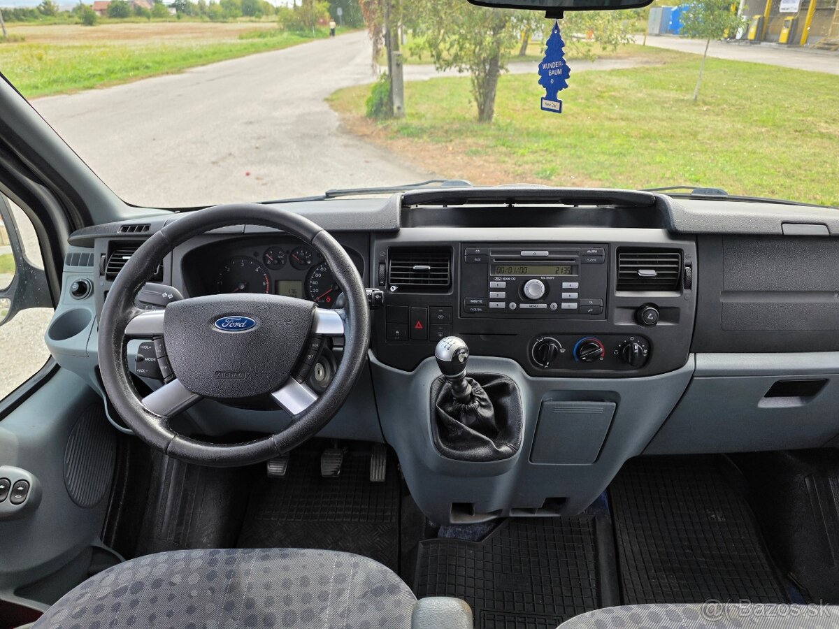 Ford Transit - 6