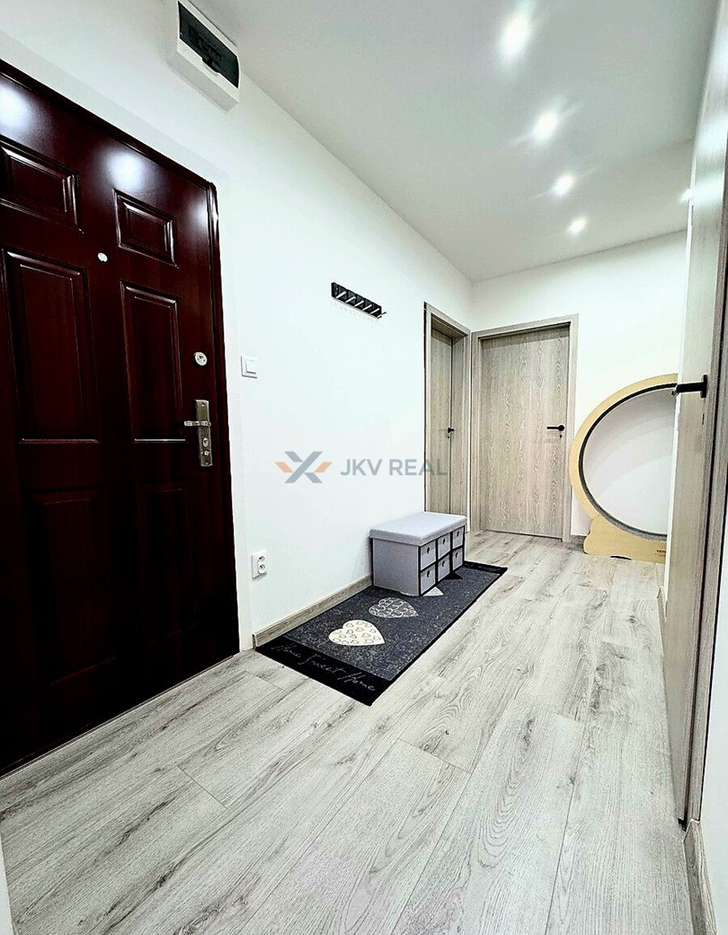 PREDAJ ATRAKTÍVNEHO 3-IZB.BYTU V TICHEJ ČASTI VEĽKÉHO MEDERA - 6