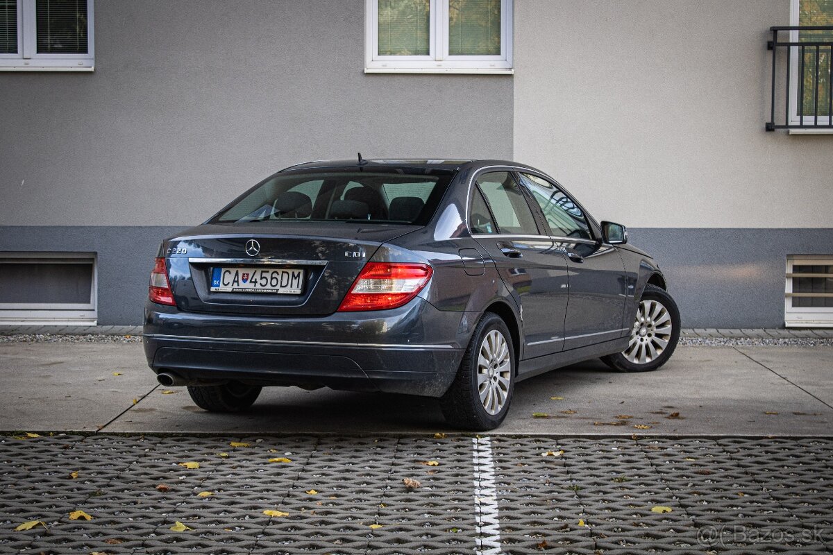 Mercedes C 220 CDI Automat, bez hrdze, pôvodný lak - 6