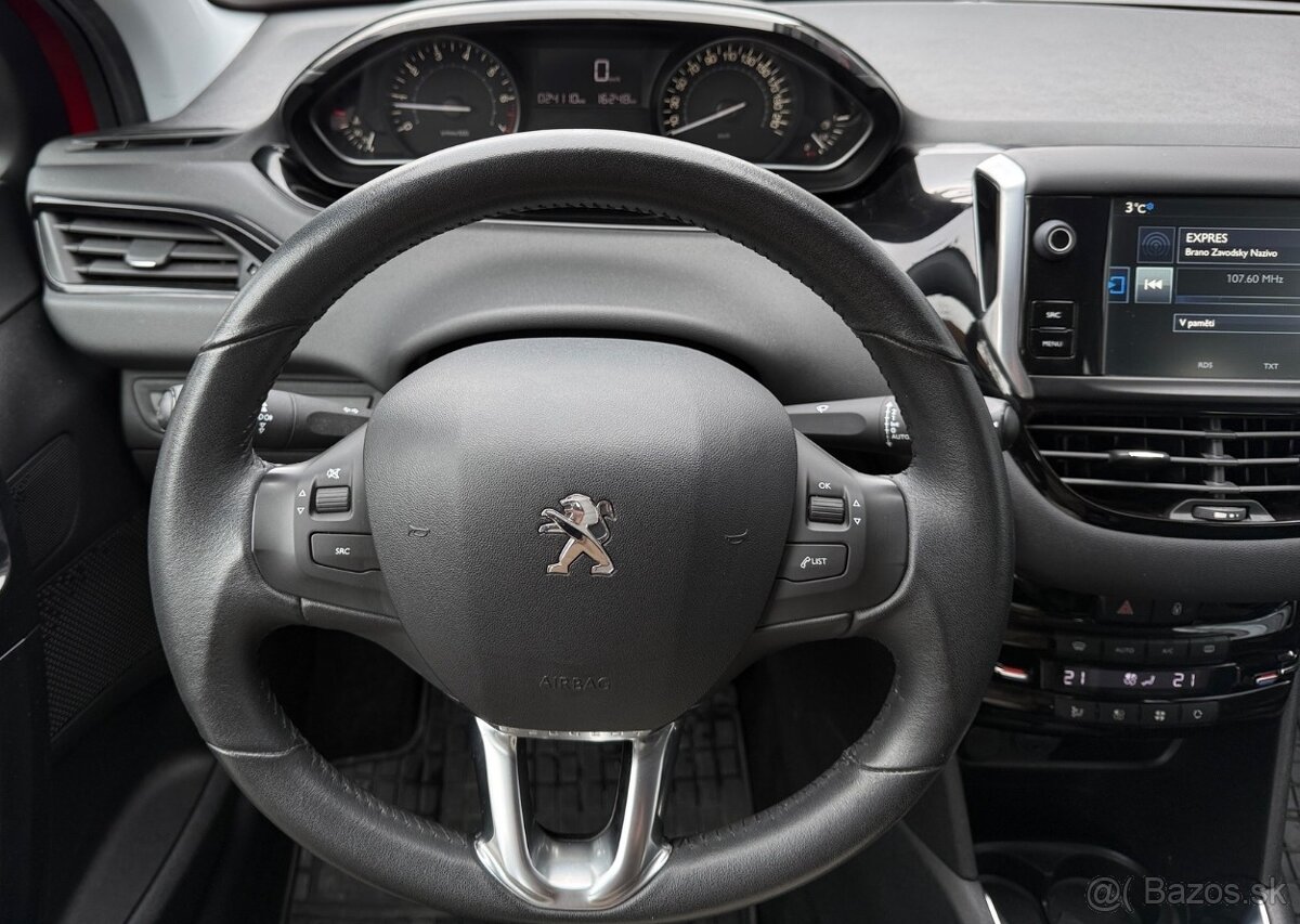 Peugeot 208 1.2 PureTech Allure - 6