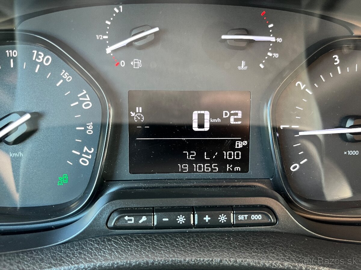 Citroen Spacetourer / Peugeot Traveller - 6