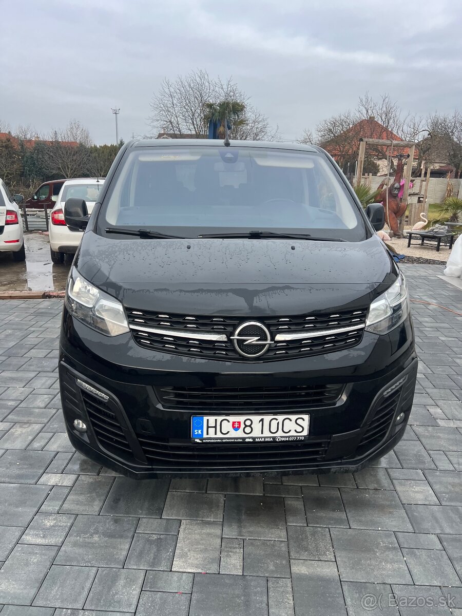 Auto na dovolenku 9 miestne - 6