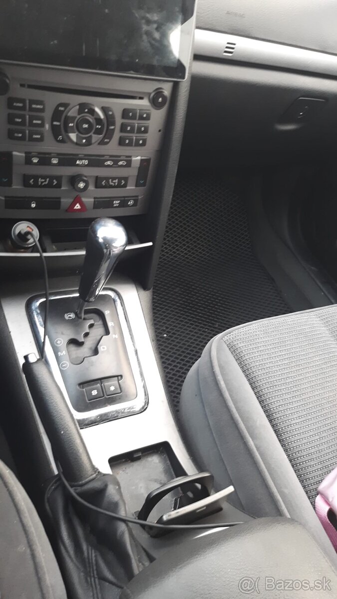 Peugeot 407 - 6