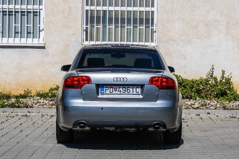 AUDI A4 2.0 TDI QUATTRO | 4×4 - 6